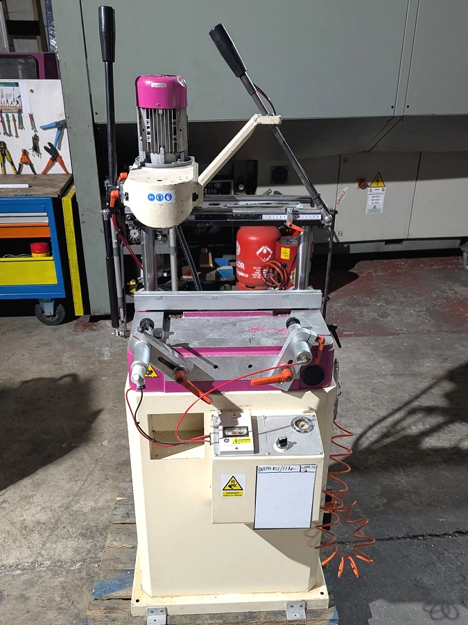 Delta single head router for upvc or aluminium - Photo 1