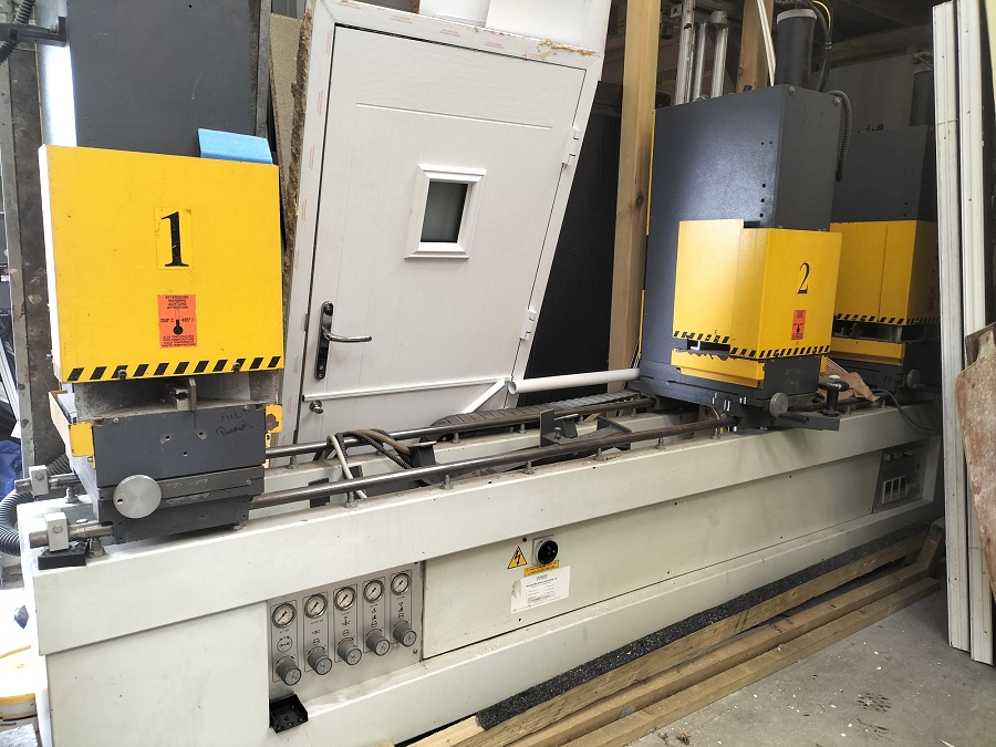 3 head welder for uPVC - Photo 1