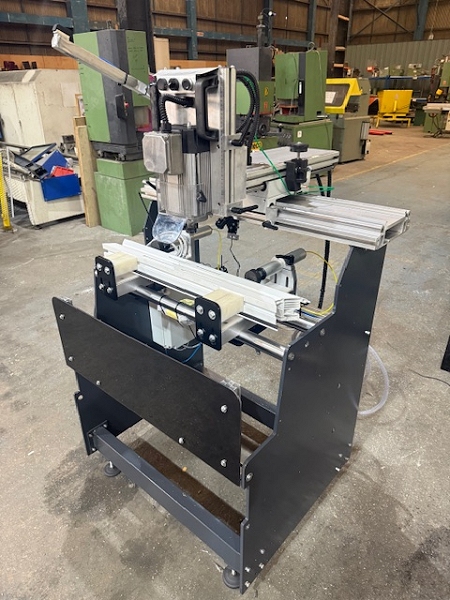 P Machine night vent copy router for sale - Photo 1