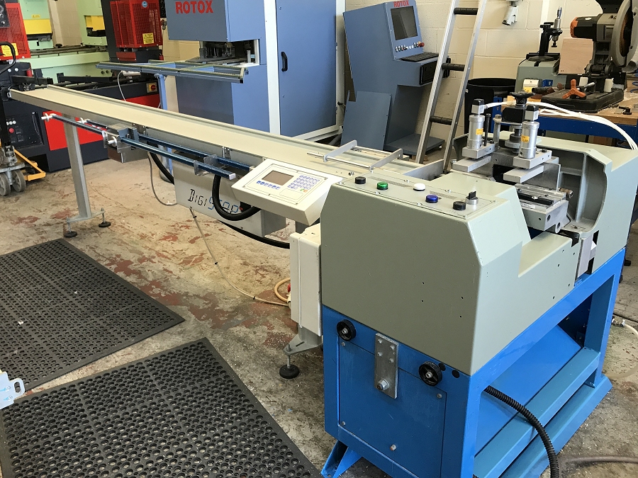 Pertici BS721 bead saw for uPVC with DigiStop length stop - Photo 1