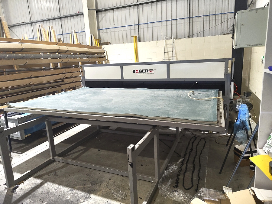 Sagertec SG-3000-ISD glass laminating machine - Photo 1