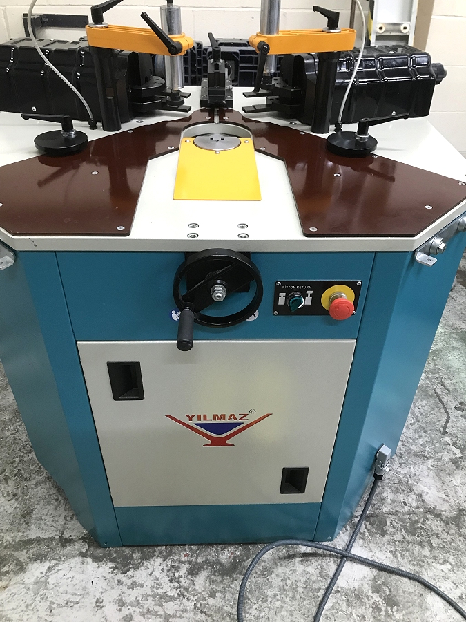 Yilmaz KP120 corner crimper for sale - Photo 1