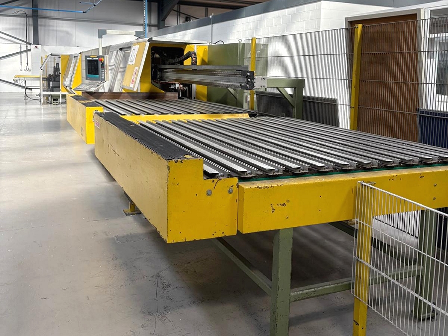 Schirmer BAZ 2 CNC sawing and machining centre - Photo 2