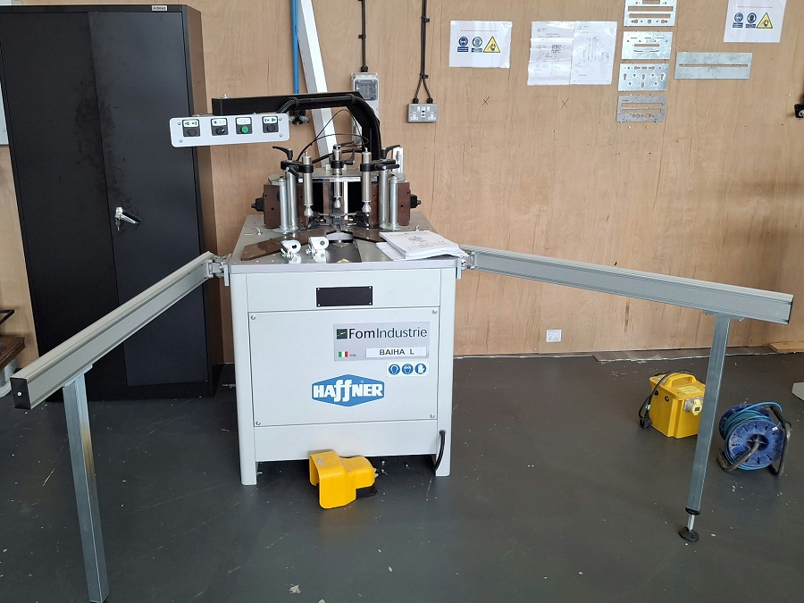 Fom Industrie Baiha L crimping machine for aluminium - Photo 1